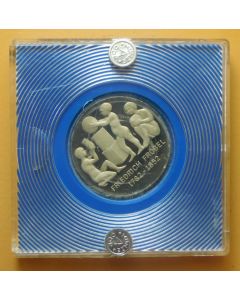 Germany Democratic Republic 	 5 Mark	1982	 200th Ann. Birth of Friedrich Frobel, Three cildren with building blocks – in Original sealed box, Proof