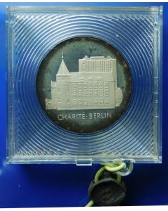 Germany Democratic Republic 	 10 Mark	1986	 Charite´Haspital Berlin – in Original sealed box,  Proof / Silver